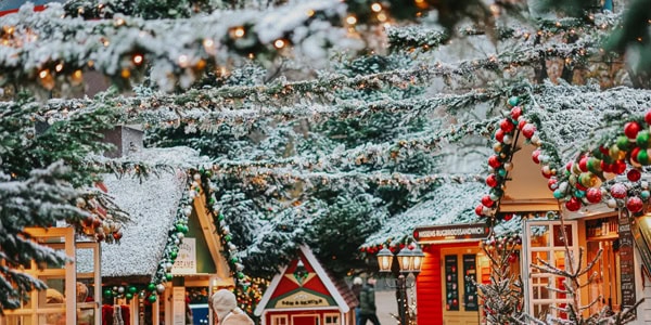 Copenhagen Tivoli Christmas wedding