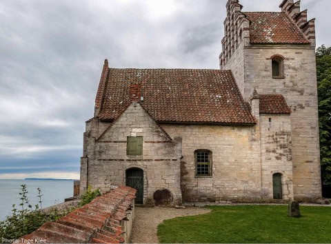 your wedding in denmark overlooking the sea image the photos
